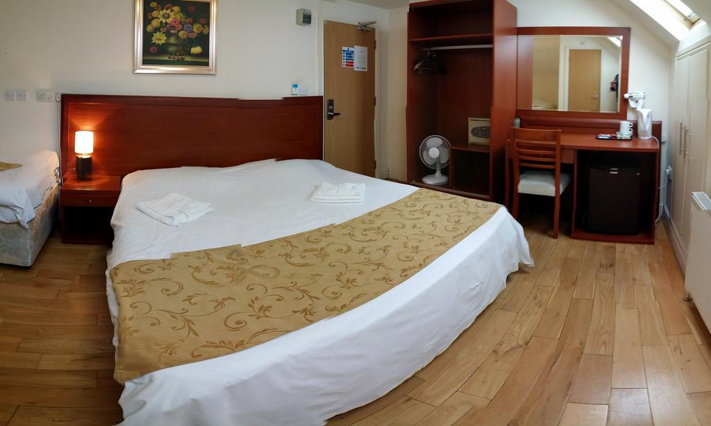 Corner House Hotel Londres Quarto foto